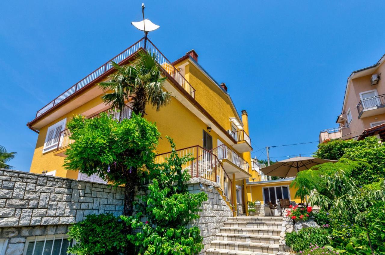 Appartement Blazi à Crikvenica Extérieur photo